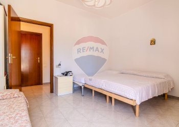 Camera / camera da letto - Appartamento Via Libertà
 
1, Riposto - foto 11