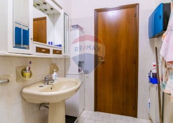 Bagno - Appartamento Via Libertà
 
1, Riposto - foto 18