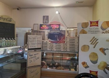 Cucina - Attività Commerciale Via Trieste
 
73, Catania - foto 8