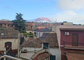 Edificio all\'aperto - Trilocale via Perriera
 
69, Pedara - foto 13