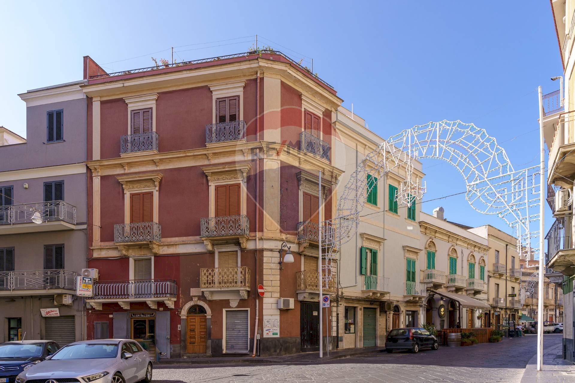 Edificio all\'aperto - Semi-detached house Via Vincenzo Scafiti
 
4, Bronte - photo 1