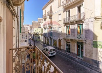 Balcone - Casa semi indipendente Via Vincenzo Scafiti
 
4, Bronte - foto 15