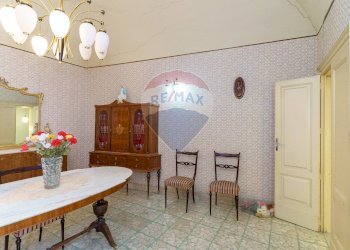 Sala da pranzo - Casa semi indipendente Via Vincenzo Scafiti
 
4, Bronte - foto 20