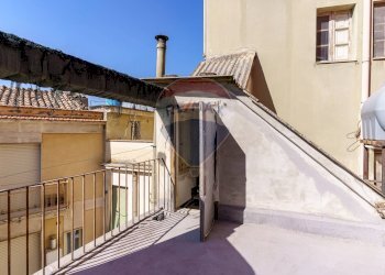 Terrazza - Casa semi indipendente Via Vincenzo Scafiti
 
4, Bronte - foto 31