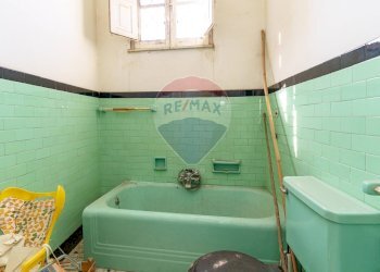 Bagno - Casa semi indipendente Via Vincenzo Scafiti
 
4, Bronte - foto 35