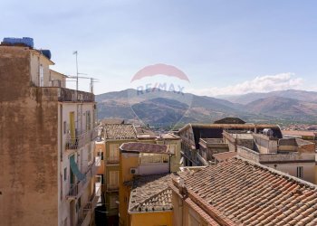 Edificio all\'aperto - Casa semi indipendente Via Vincenzo Scafiti
 
4, Bronte - foto 48