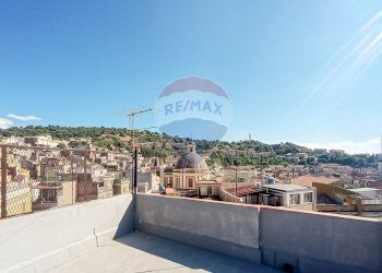 Terrazza - Casa semi indipendente Via Vincenzo Scafiti
 
4, Bronte - foto 59