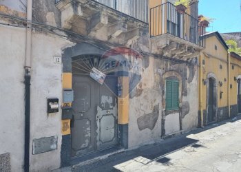Edificio all\'aperto - Bilocale via acquedotto greco
 
10, Catania - foto 1