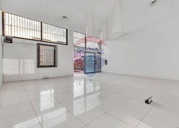 Locale - Commercial Premises Via Umbria
 
20, Pieve Emanuele - photo 10