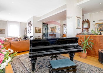 Soggiorno - Villa Torino
 
13, Busto Arsizio - foto 26