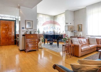 Soggiorno - Villa Torino
 
13, Busto Arsizio - foto 33