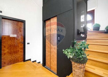 Hall / corridoio - Villa Torino
 
13, Busto Arsizio - foto 41