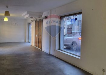 Stanza vuota - Two-room apartment Contrada Grande, Casnate con Bernate - photo 1