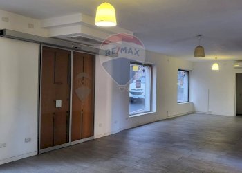 Stanza vuota - Two-room apartment Contrada Grande, Casnate con Bernate - photo 3