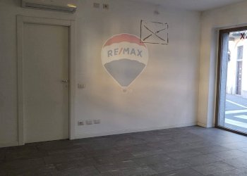 Stanza vuota - Two-room apartment Contrada Grande, Casnate con Bernate - photo 4