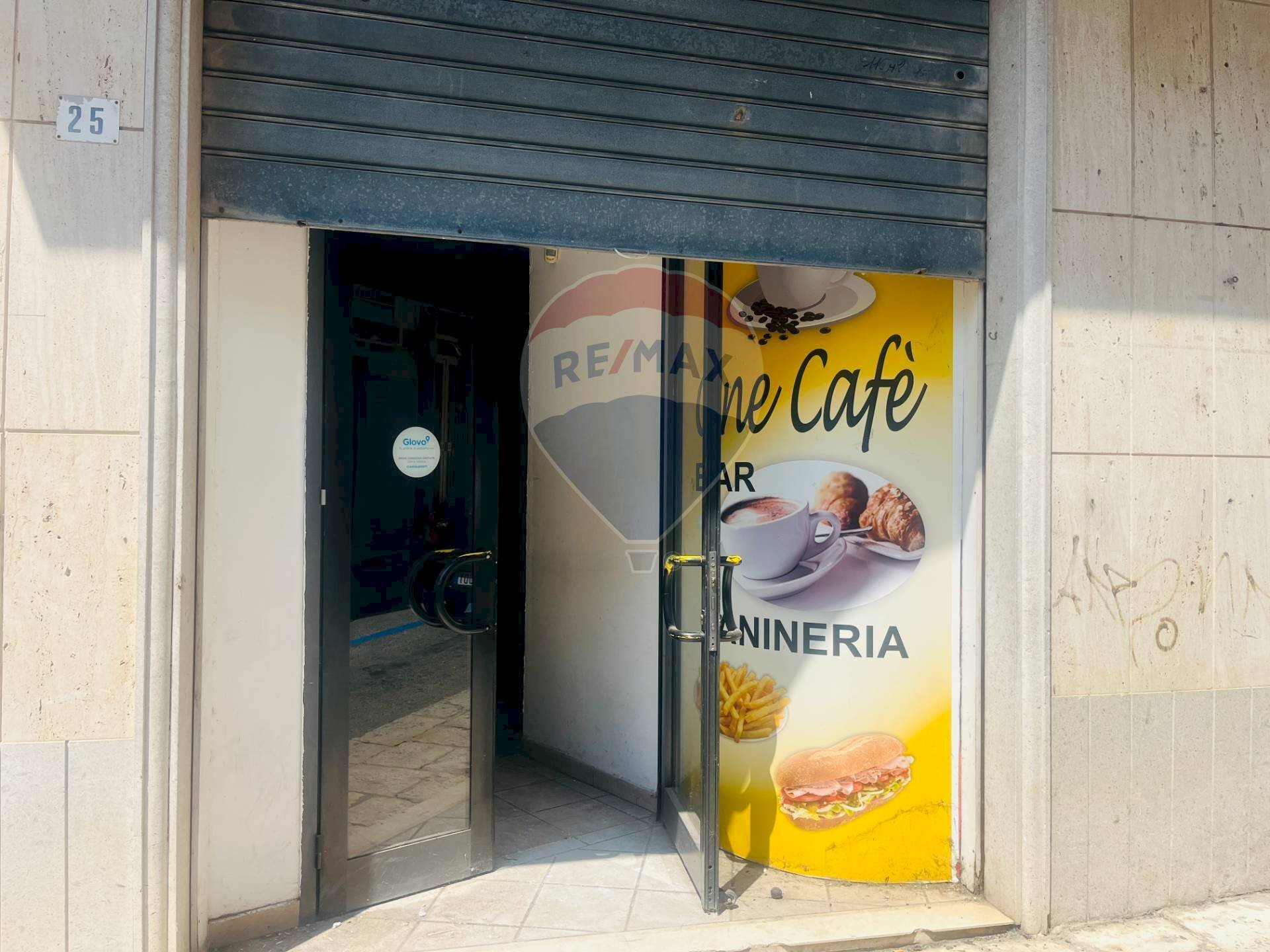 Dettagli - Locale Commerciale corso Regina Elena
25, Modica - foto 2