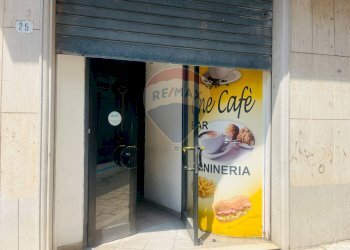 Dettagli - Locale Commerciale corso Regina Elena
 
25, Modica - foto 2