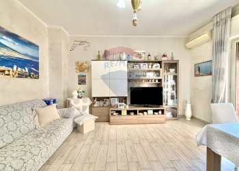 Soggiorno - Trilocale VIALE EUROPA
 
9, Calvizzano - foto 2