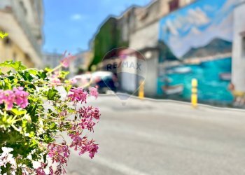 Edificio all\'aperto - Trilocale VIALE EUROPA
 
9, Calvizzano - foto 25