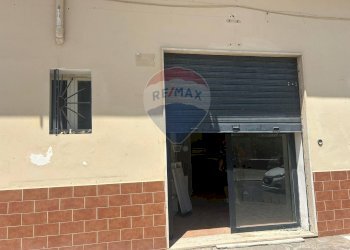 Edificio all\'aperto - Commercial Premises PRINCIPE UMBERTO VIA DELLE CAPRE, Partinico - photo 2