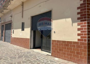 Edificio all\'aperto - Commercial Premises PRINCIPE UMBERTO VIA DELLE CAPRE, Partinico - photo 3