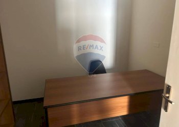 Ufficio - Appartamento VIA TAROLLO
 
1-3, Partinico - foto 7