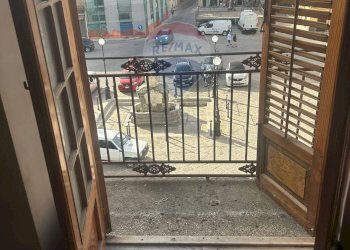 Balcone - Casa indipendente Piazza Vittorio Emmanuele Orlando
 
3, Partinico - foto 1