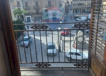 Balcone - Casa indipendente Piazza Vittorio Emmanuele Orlando
 
3, Partinico - foto 13