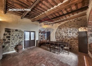 Sala da pranzo - Casa indipendente VIA DI MEZZO
 
25, Roccastrada - foto 2