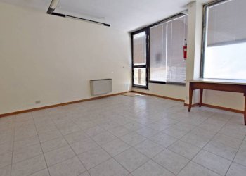 Ufficio - Negozio via del Rinchiuso, 2, Mondovì - foto 4