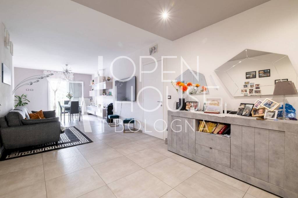 Salone - Appartamento via Gesso, 201, Zola Predosa - foto 2