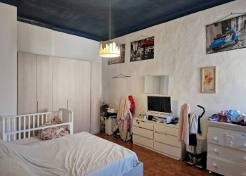 Camera da letto - Casa indipendente via C. Merlotti, 2, Solbiate Arno - foto 9