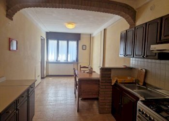 Cucina - Trilocale via Duca degli Abruzzi, 66, Varese - foto 8