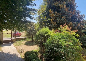 Giardino - Villa via al Corbè, 17, Mozzate - foto 3