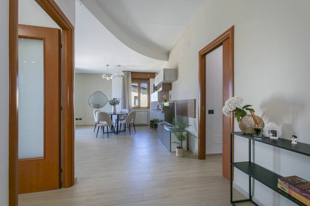 Disimpegno - Trilocale via dei Garofani, 4, Nettuno - foto 3