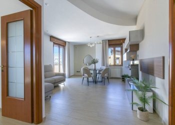 Salone - Three-room apartment via dei Garofani, 4, Nettuno - photo 4