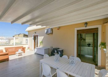 Terrazzo - Trilocale via dei Garofani, 4, Nettuno - foto 32