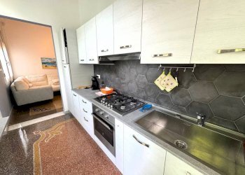 Cucina - Quadrilocale via L. Gimelli, Santa Margherita Ligure - foto 2