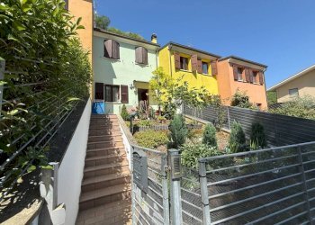 Giardino - Villa a Schiera Montefiore Conca - foto 1