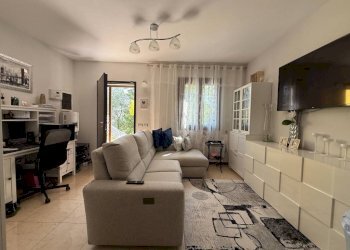 Salone - Villa a Schiera Montefiore Conca - foto 3