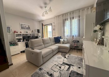 Salone - Villa a Schiera Montefiore Conca - foto 4