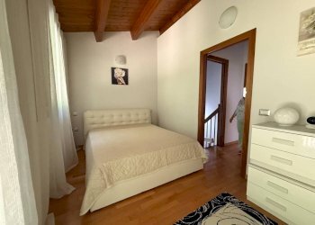 Camera da letto - Villa a Schiera Montefiore Conca - foto 15