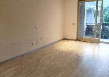 Camera da letto - Trilocale via Ventina, 1, Sondrio - foto 1