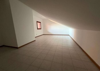 e2c793ab-e4d4-4751-ab19-a151ce228685 - Attico via Della Cooperazione, 121, Rozzano - foto 12