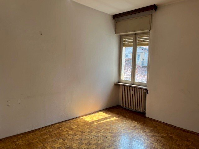 Appartamento Via Roberto d'Azeglio, 19, Busca - foto 3