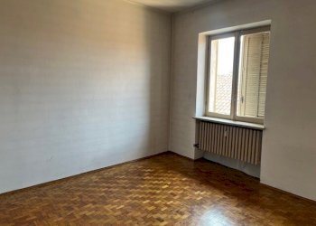 Appartamento Via Roberto d'Azeglio, 19, Busca - foto 6