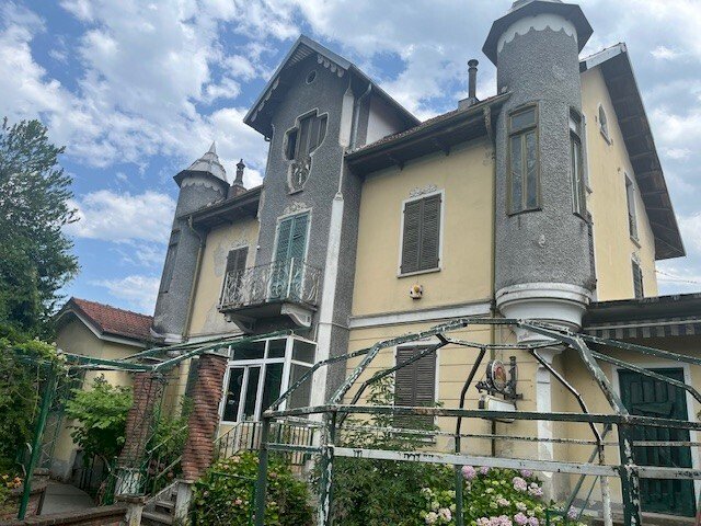 Historic Villa VIII AGOSTO, 34, Roccavione - photo 1