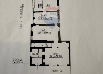 Commercial Premises Via Giuseppe Mazzini, 13
San Germano Vercellese, San Germano Vercellese - photo 8