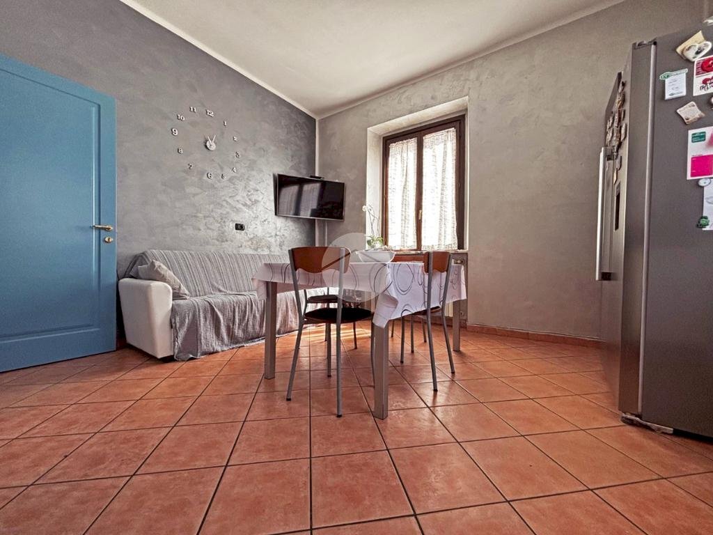 Three-room apartment Via Cottolengo, Pinerolo - photo 3