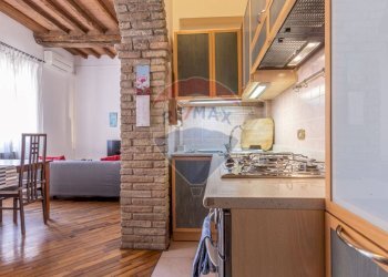 Bilocale via Rua Muro, 52 
 Centro storico, Modena (zona Centro Storico) - foto 6